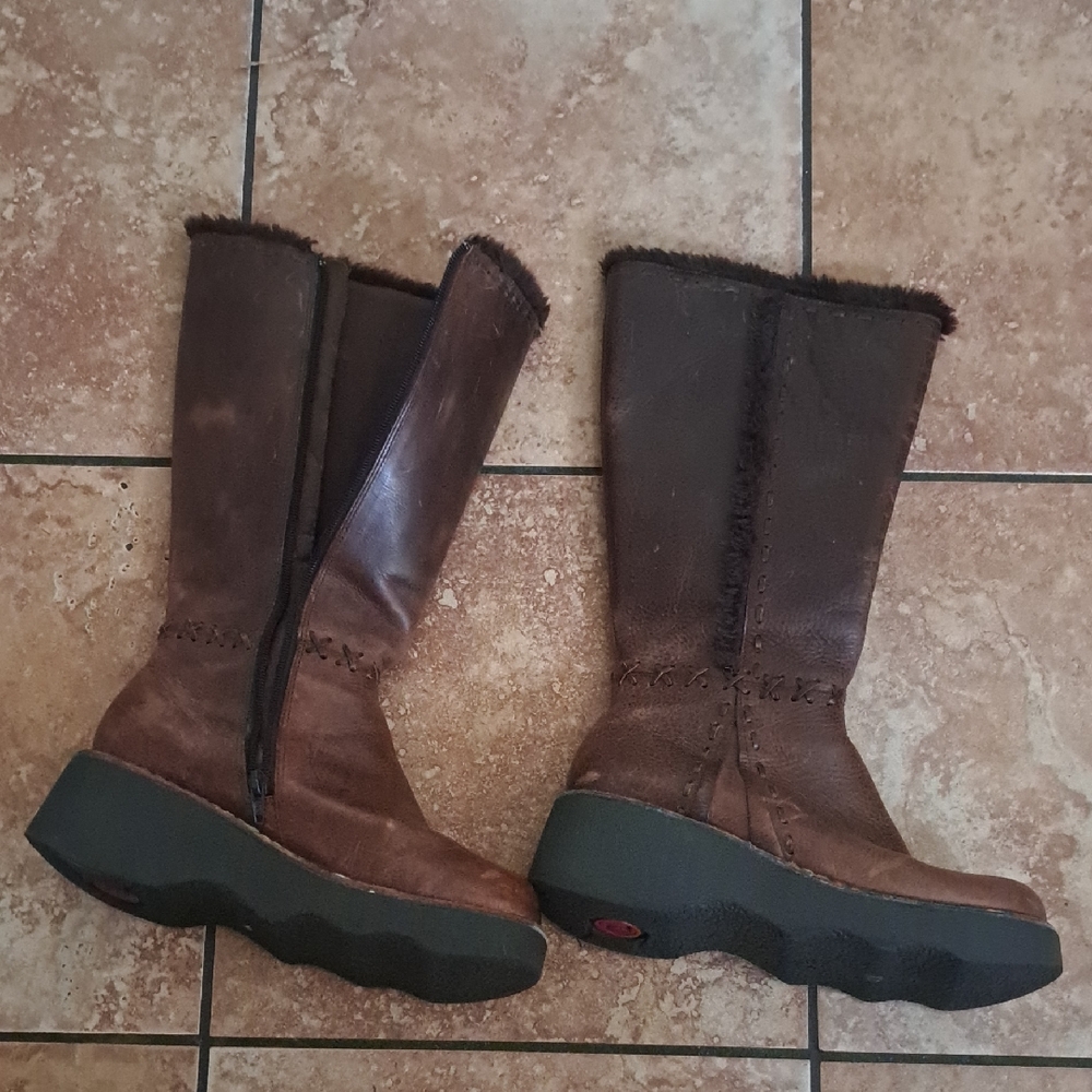 Report Collection Chocolate Over the Knee Boots